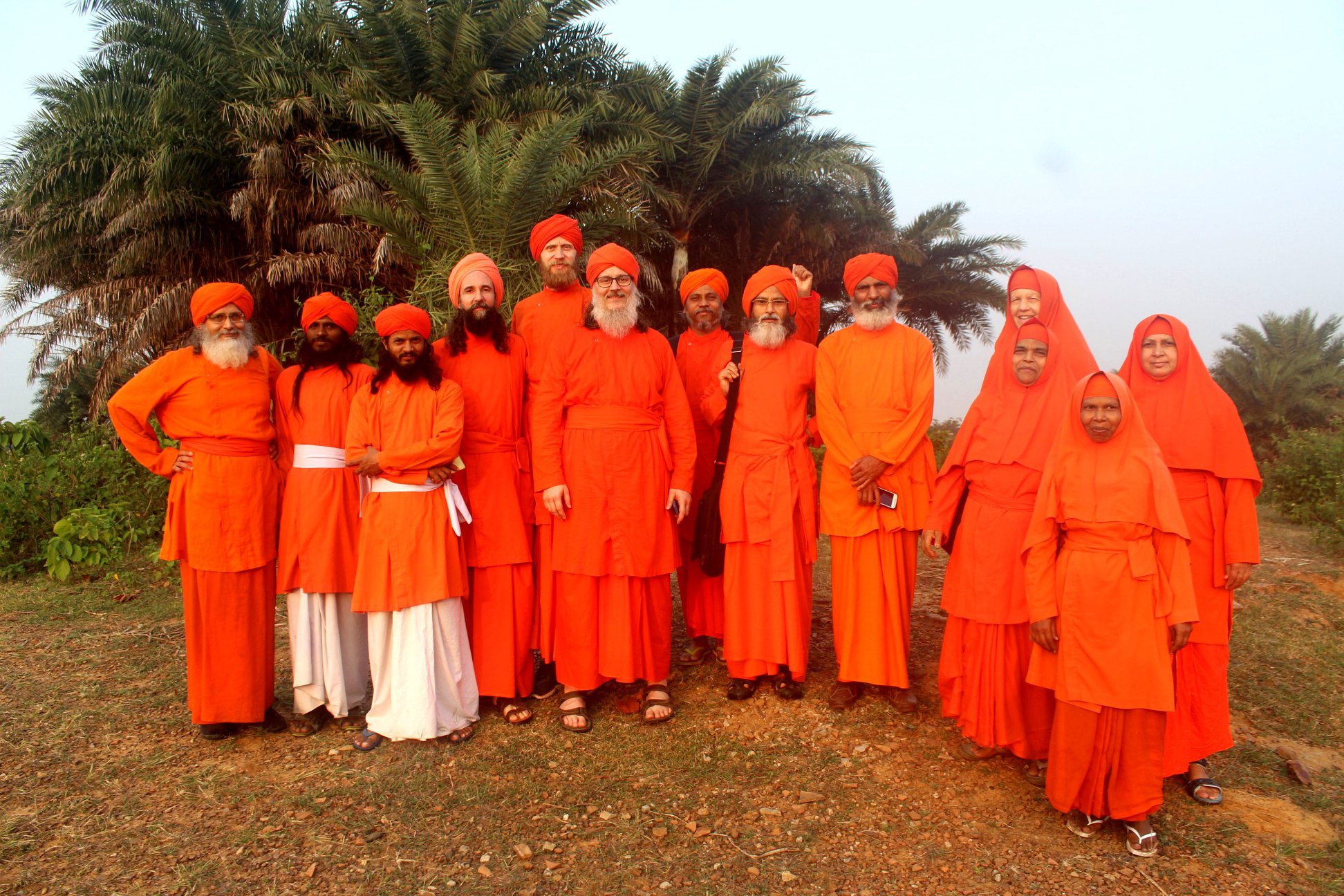 वर्तमान समय के मनुष्यो के सर्वांगीण विकास के लिए…..